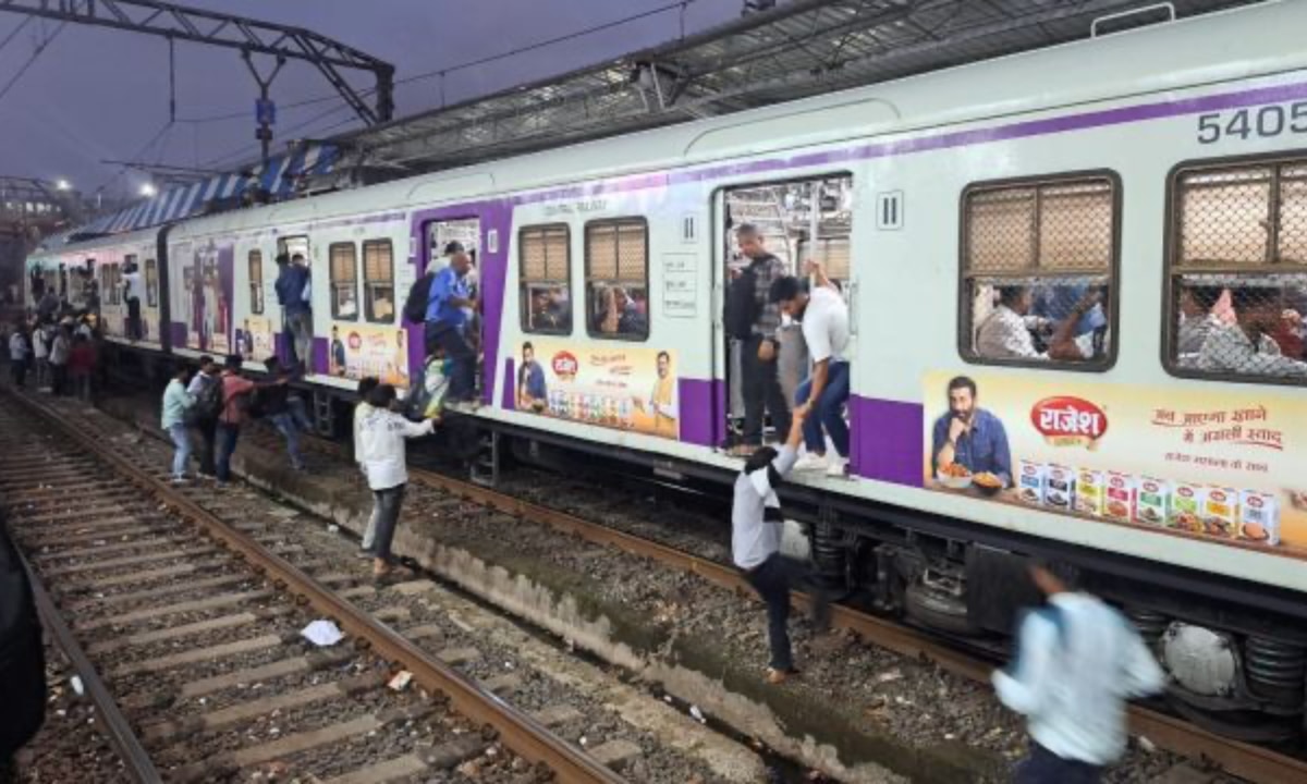 Thane Train Accident