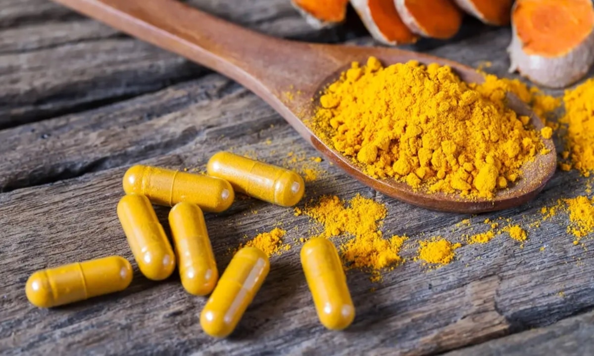Turmeric supplement lands woman in hospital